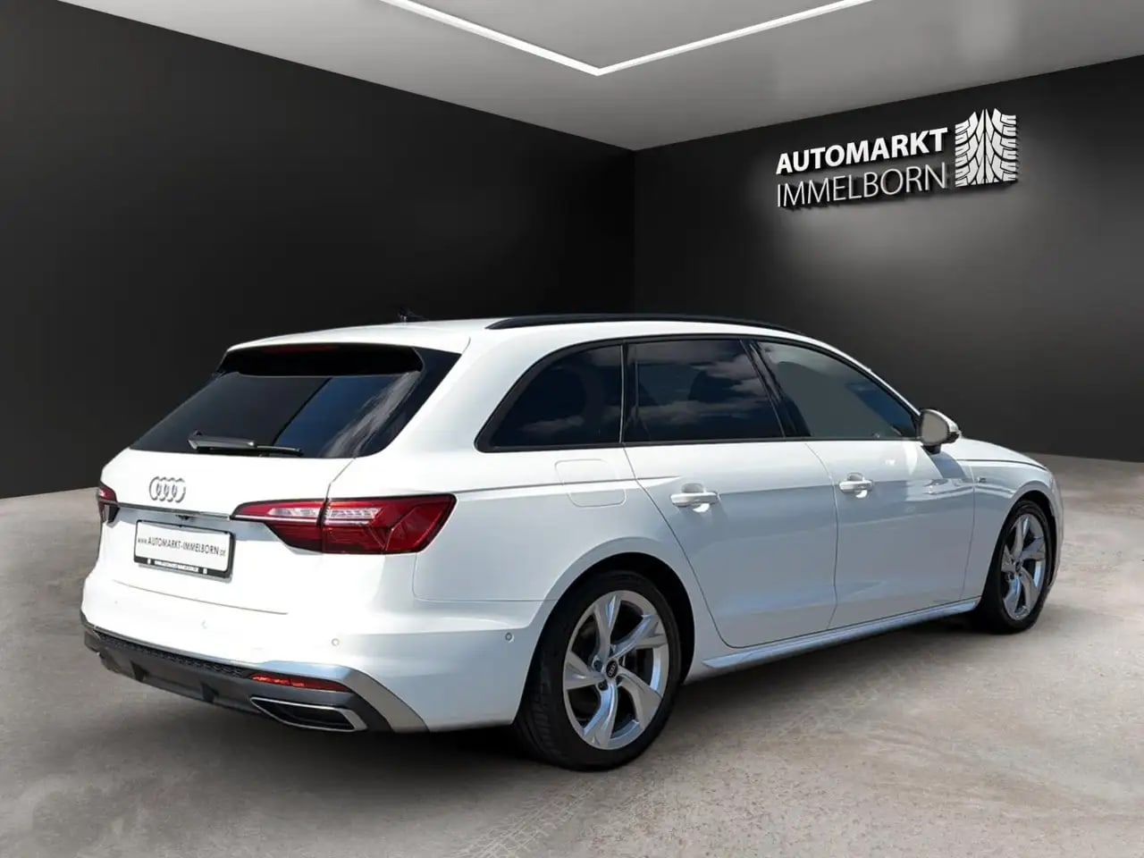 Audi A4 S line Kamera*ACC*Virtual*LED*Sound*3Zone*18 8