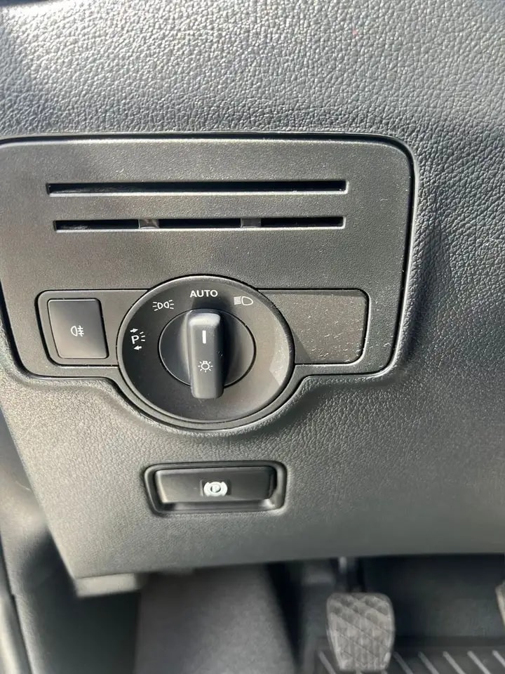 Mercedes-Benz Vito 114 MIXTO LANG KLIMA TEMPOMA KAMERA LED AHK 19