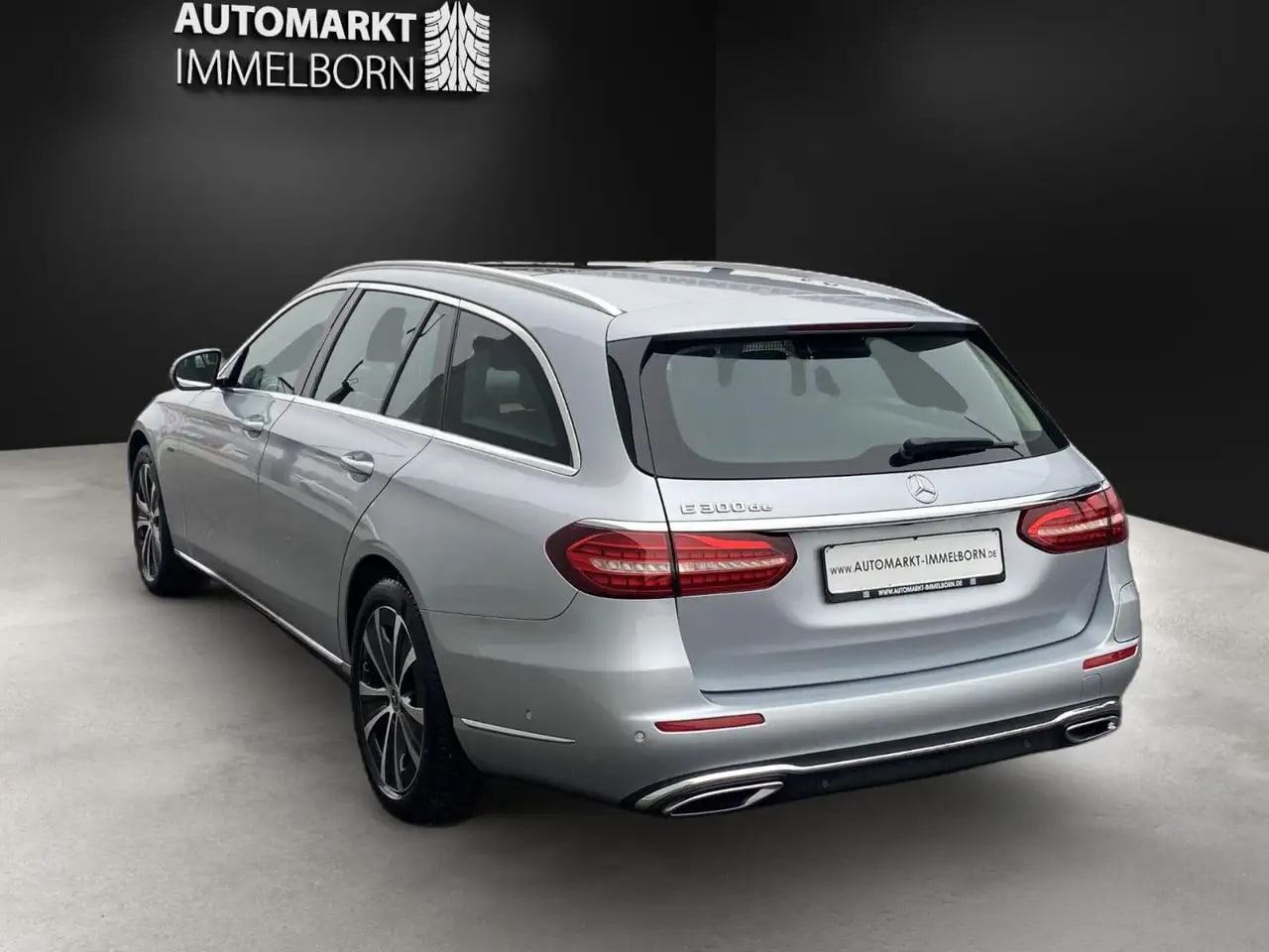 Mercedes-Benz E 300 de Pano*HUD*360°*AHK*Mubeam*SOH 94%*Widesc 6