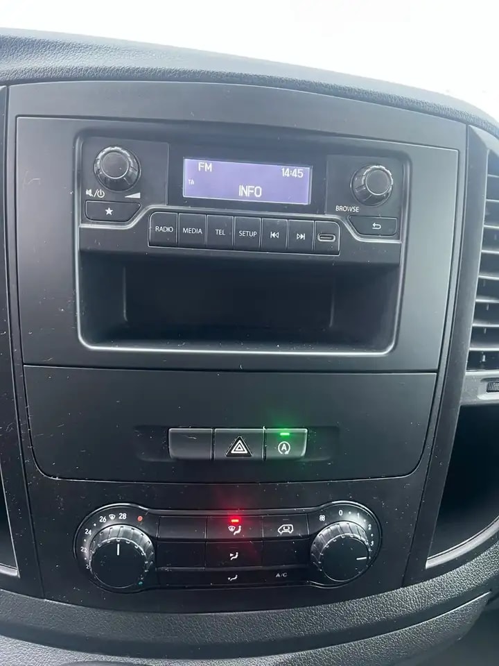 Mercedes-Benz Vito 110 LANG 6G KLIMA TEMPOMAT 2-SITZE SCHRÄNKE 17