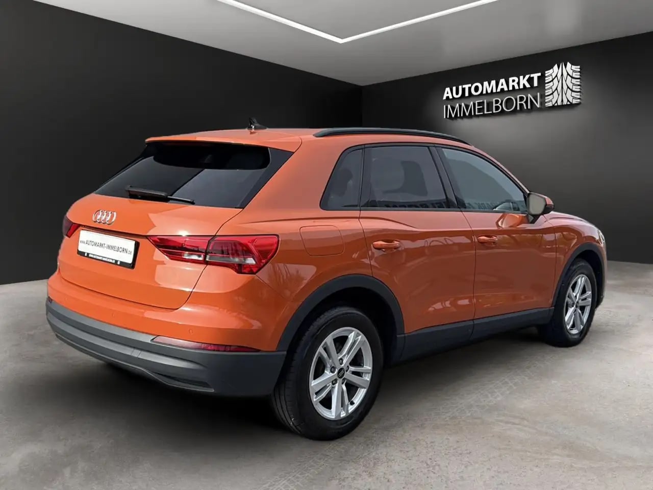 Audi Q3 35 TDI Virtual*LED*NaviTouch*SPUR*VKZ*Tempo*L 8