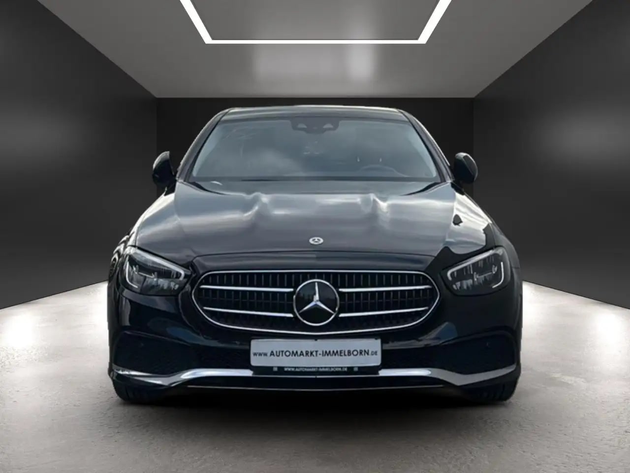 Mercedes-Benz E 200 d Automatik VollLeder*Kamera*Distro*LED*Na 9