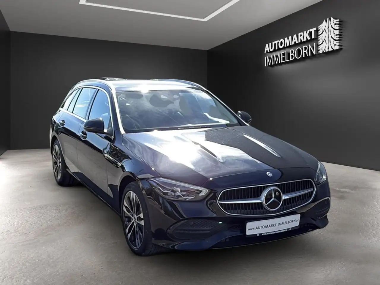 Mercedes-Benz C 300 e VollLeder*AHK*Distro*LED*18*Panoramadach 2