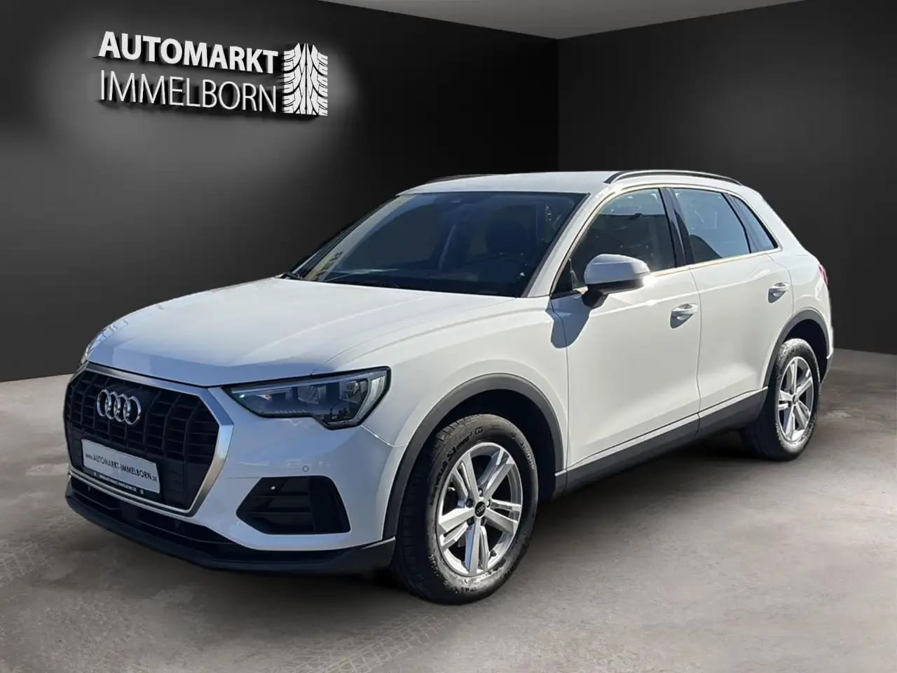 Audi Q3 35 TDI Virtual*LED*NaviTouch*SPUR*VKZ*Tempo*L 4