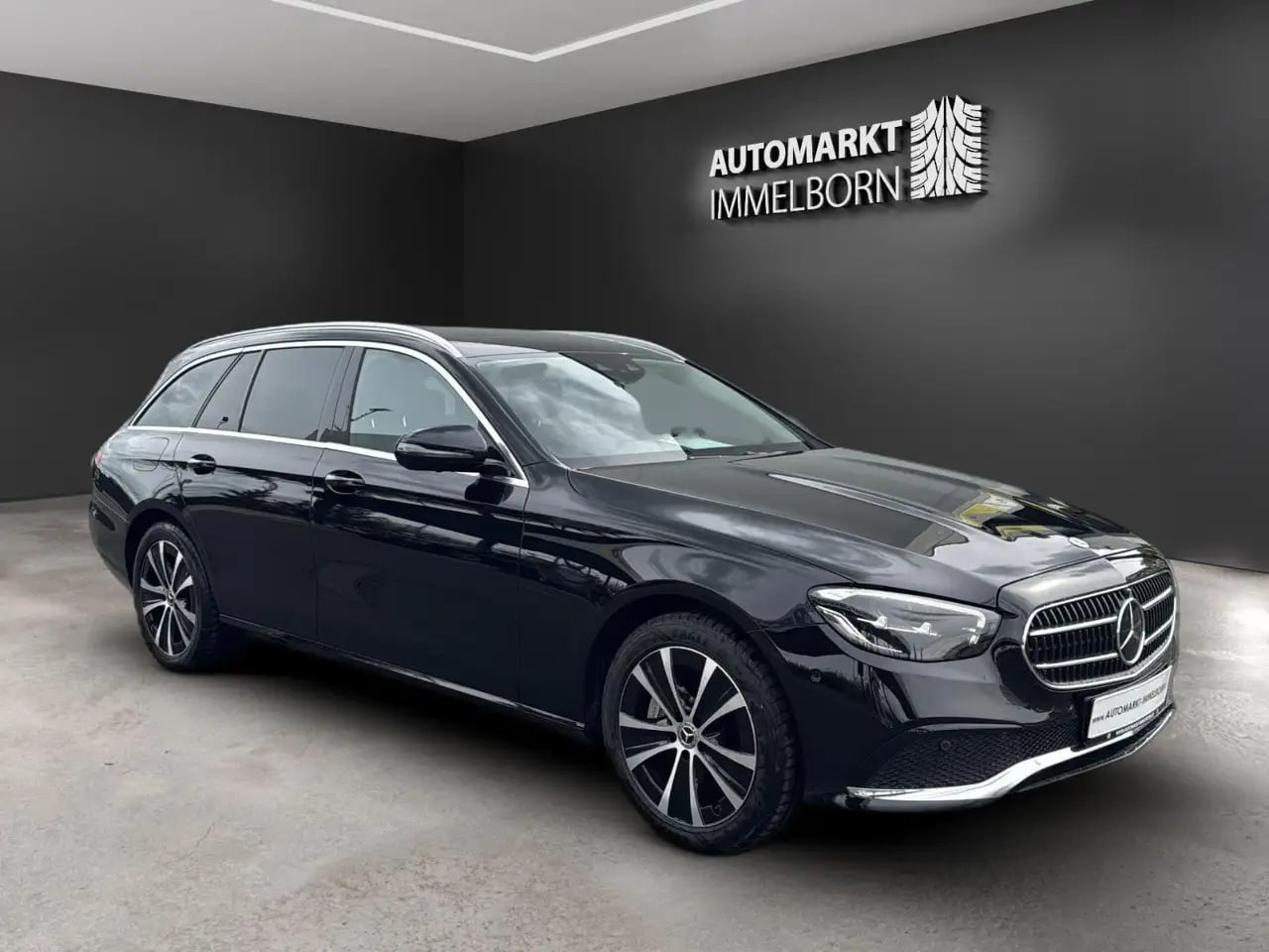 Mercedes-Benz E 300 de ALLRAD Distro*360*Sdach*elesitz*SOH 94%