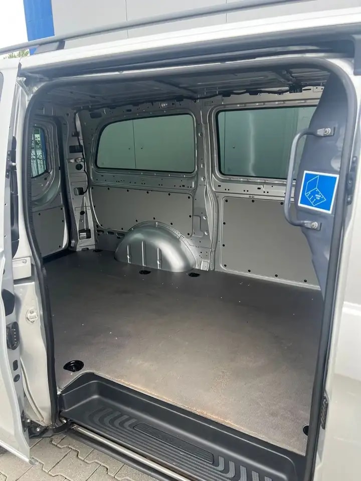 Mercedes-Benz Vito 119 d LANG 9G NAVI LED WEBASTO KAMERA AHK 11