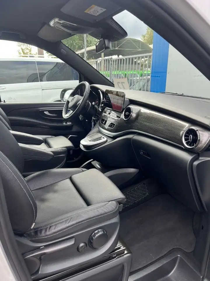 Mercedes-Benz V 300 LANG 4M NAVI MBUX 360° 7-SITZER 3xEL.TÜREN 14