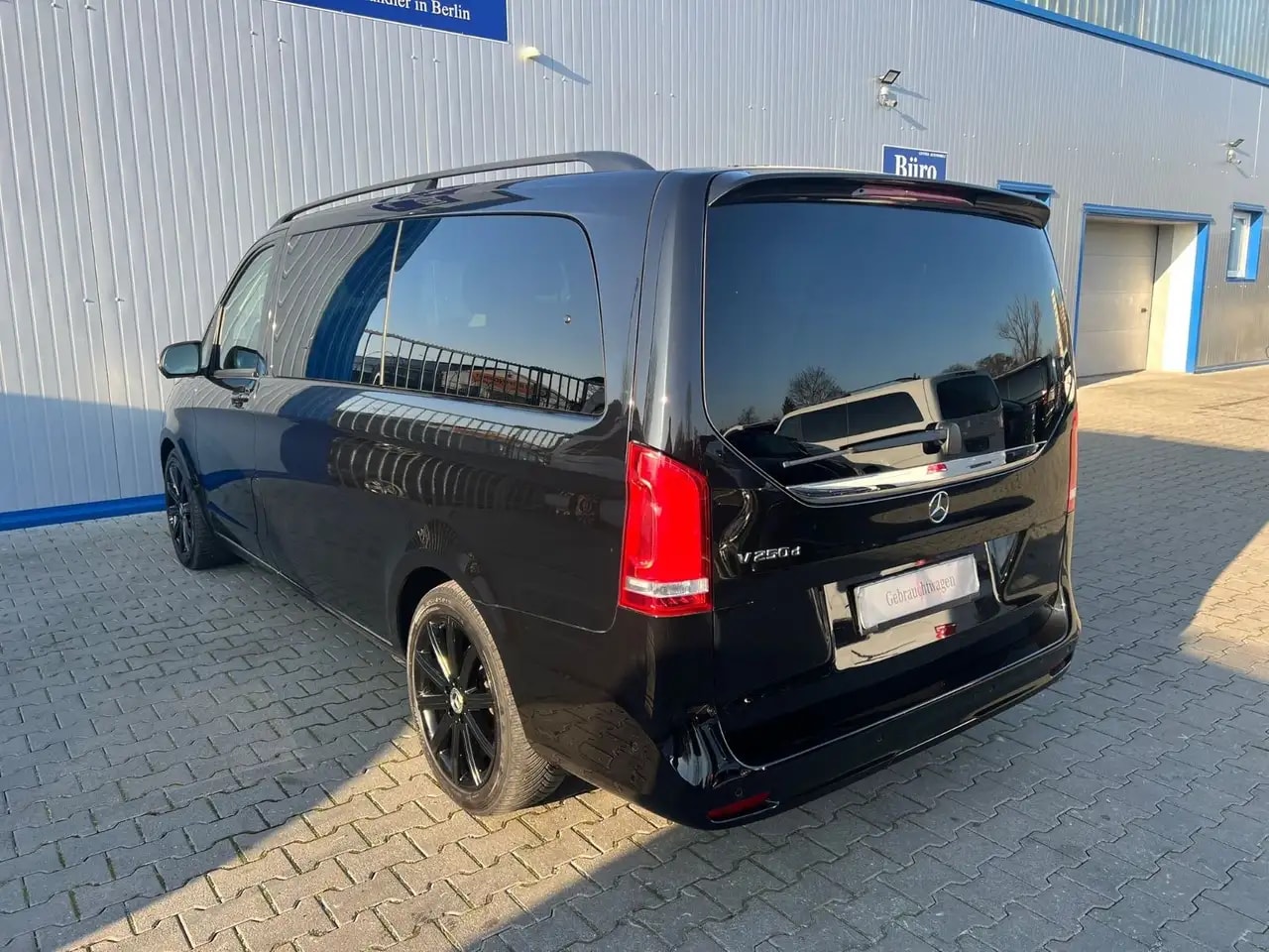 Mercedes-Benz V 250 d LANG 9G NAVI 7-SITZER KAMERA EL. TÜR AHK 8