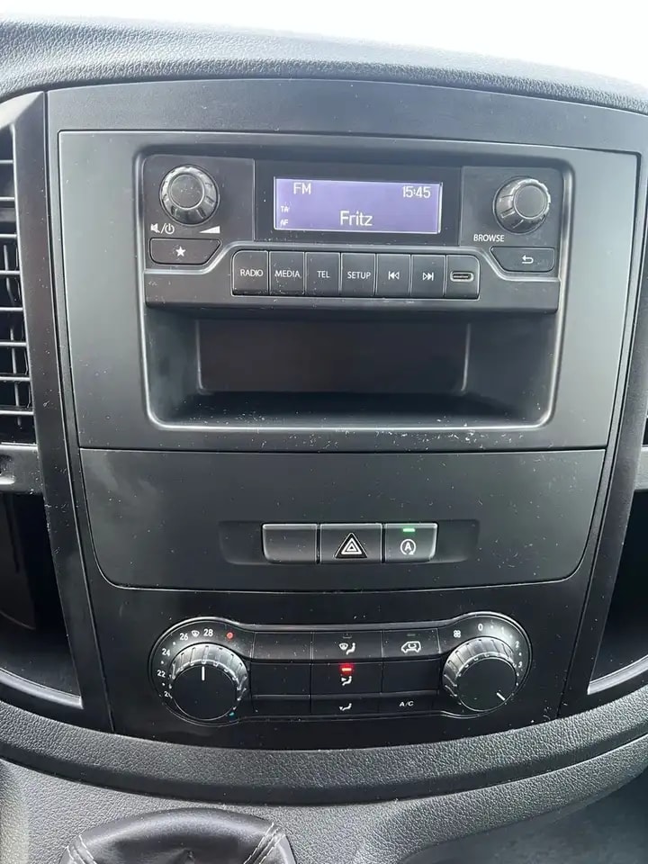 Mercedes-Benz Vito VITO 114 EXTRALANG KLIMA TEMPOMAT SCHRÄNKE/REGAL 19