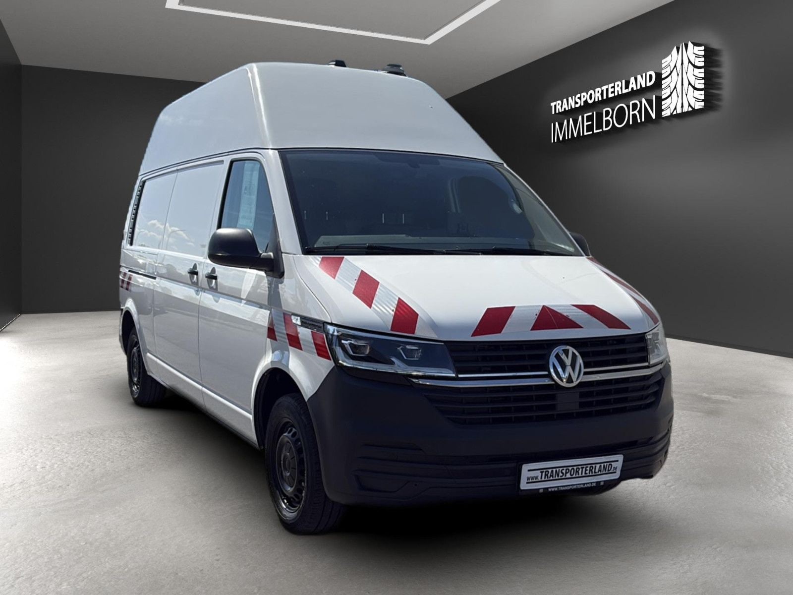 Volkswagen T6.1 hoch+lang Klima+Standheiz+LED+AHK+Werkstatt 2