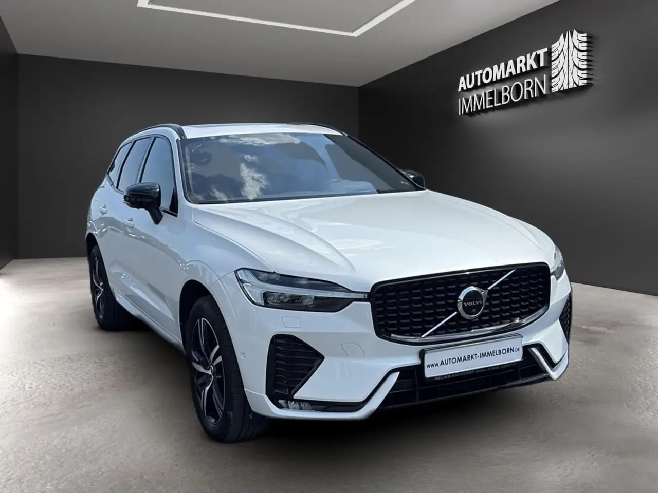 Volvo XC60 R Design AWD 360*AHK*H&K*LED*VollLeder*Pano 2