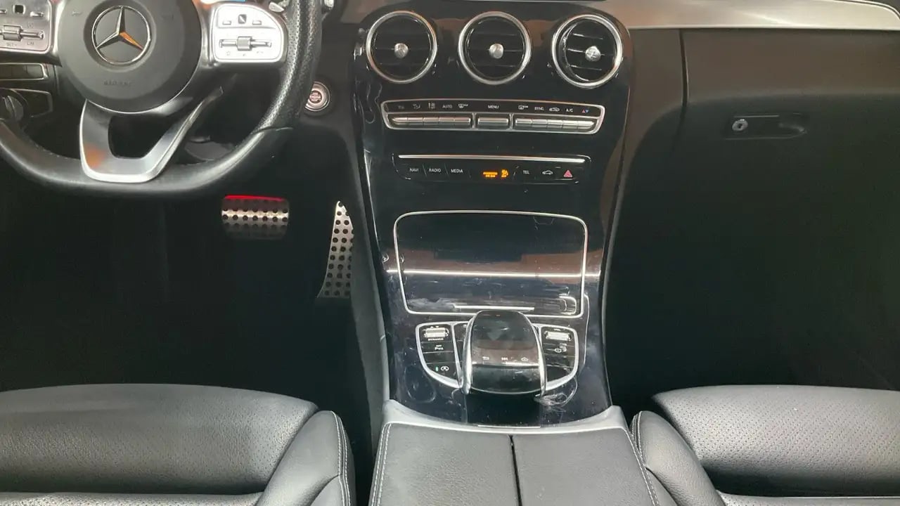 Mercedes-Benz C 300 d AMG VollLeder*LED*Navi*TW+SPUR*AHK*Kamer 6