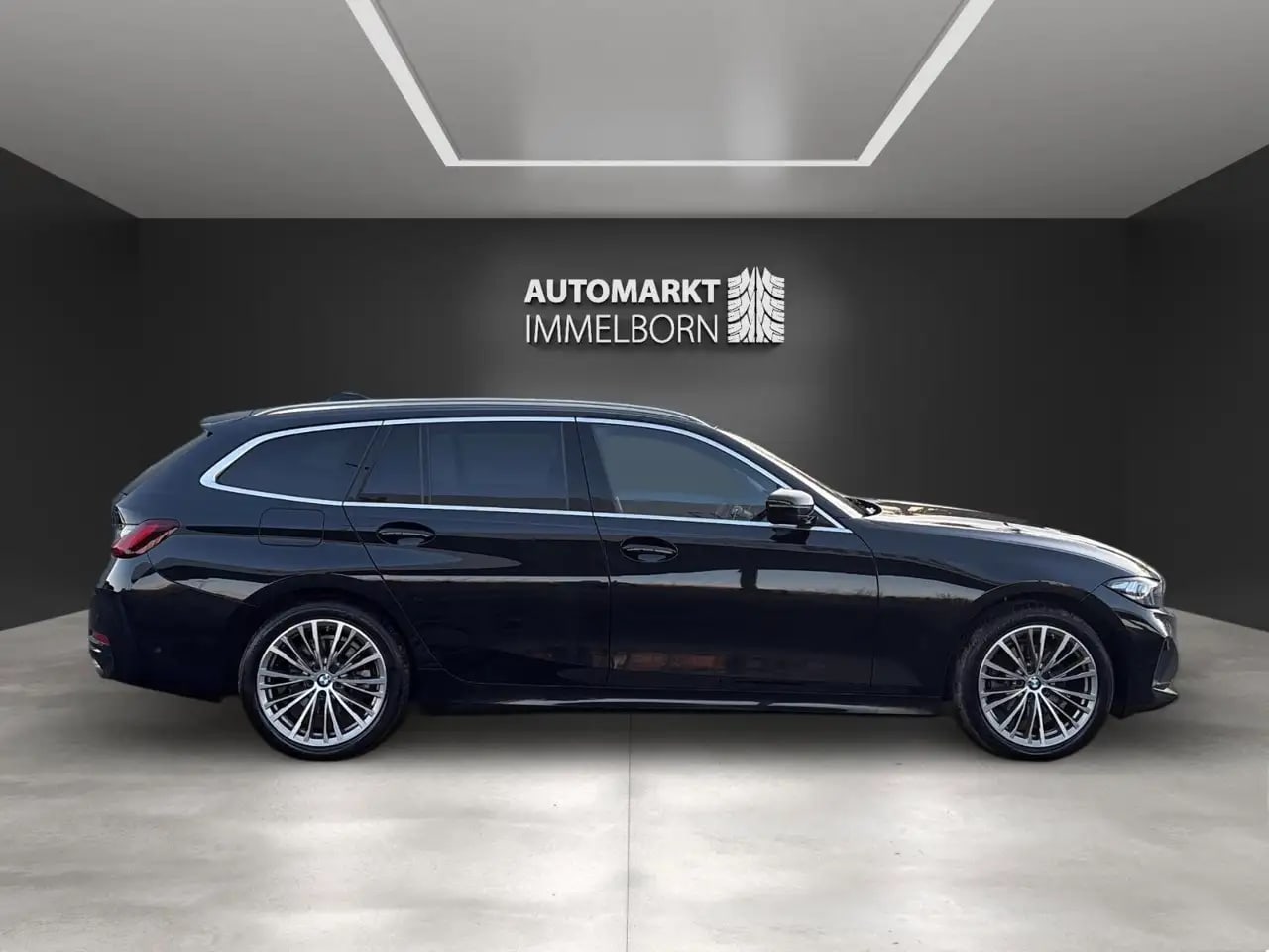 BMW 320 d xD Pano*STHZG*AHK*Kamera*ACC*Leder*LED 11