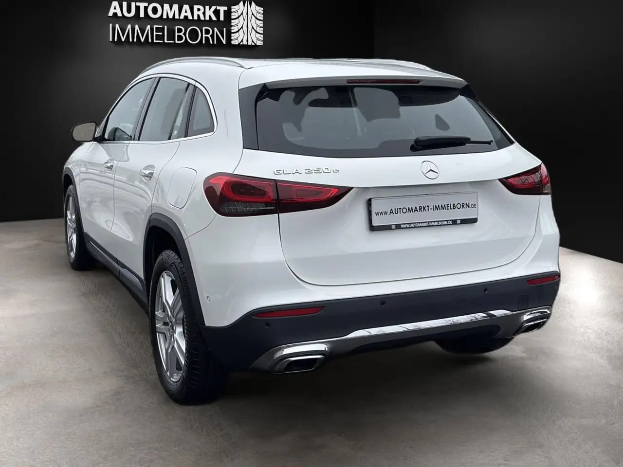 Mercedes-Benz GLA 250 e Mubeam*Distro*360*AHK*HUD*DAB*18* 7
