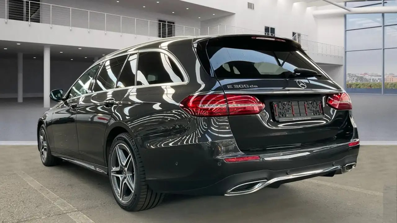 Mercedes-Benz E 300 de AMG 2x HUD*360*Alcantara*LED*DAB*Navi+ 3