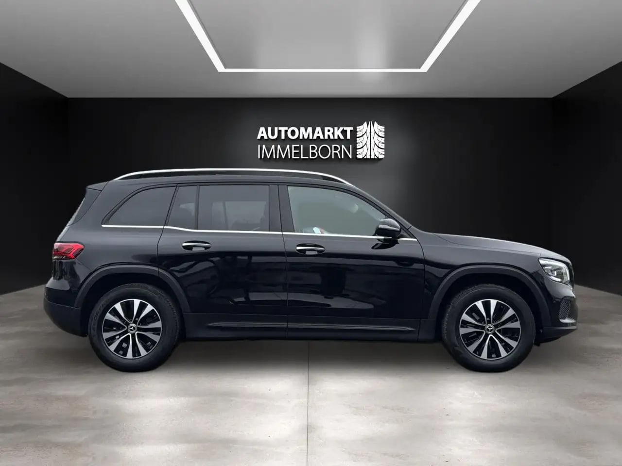 Mercedes-Benz GLB 200 d Massage*STHZG*Mubeam*Distro*belüSitze 12