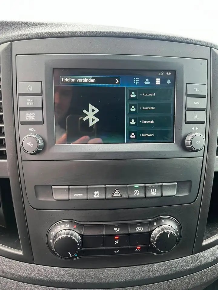 Mercedes-Benz Vito 114 LANG 9G-TR. KLIMA NAVI KAMERA LED AHK 18