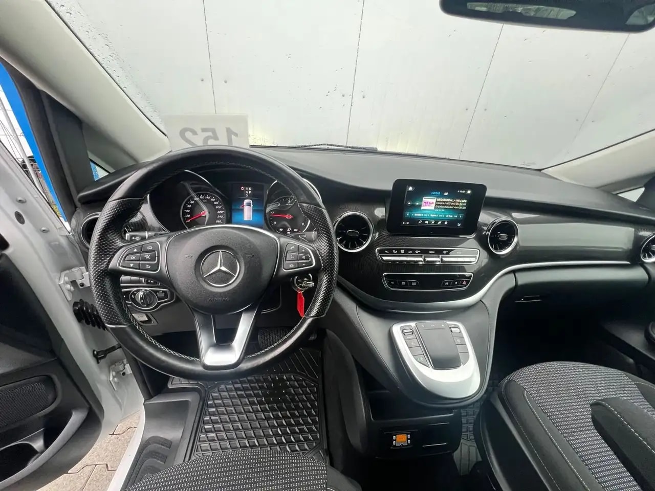 Mercedes-Benz V 220 LANG 9G-TR WEBASTO NAVI MBUX KAMERA 7-SITZ 15
