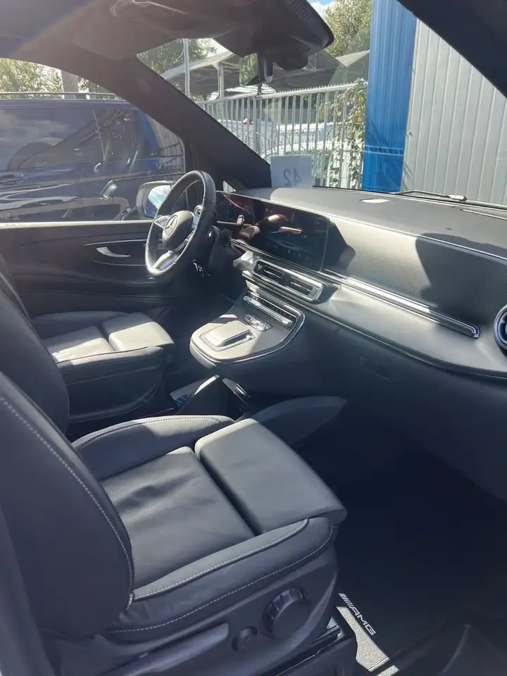 Mercedes-Benz V 250 4M LANG AMG LIEGEPAKET AHK 360° FACELIFT 17