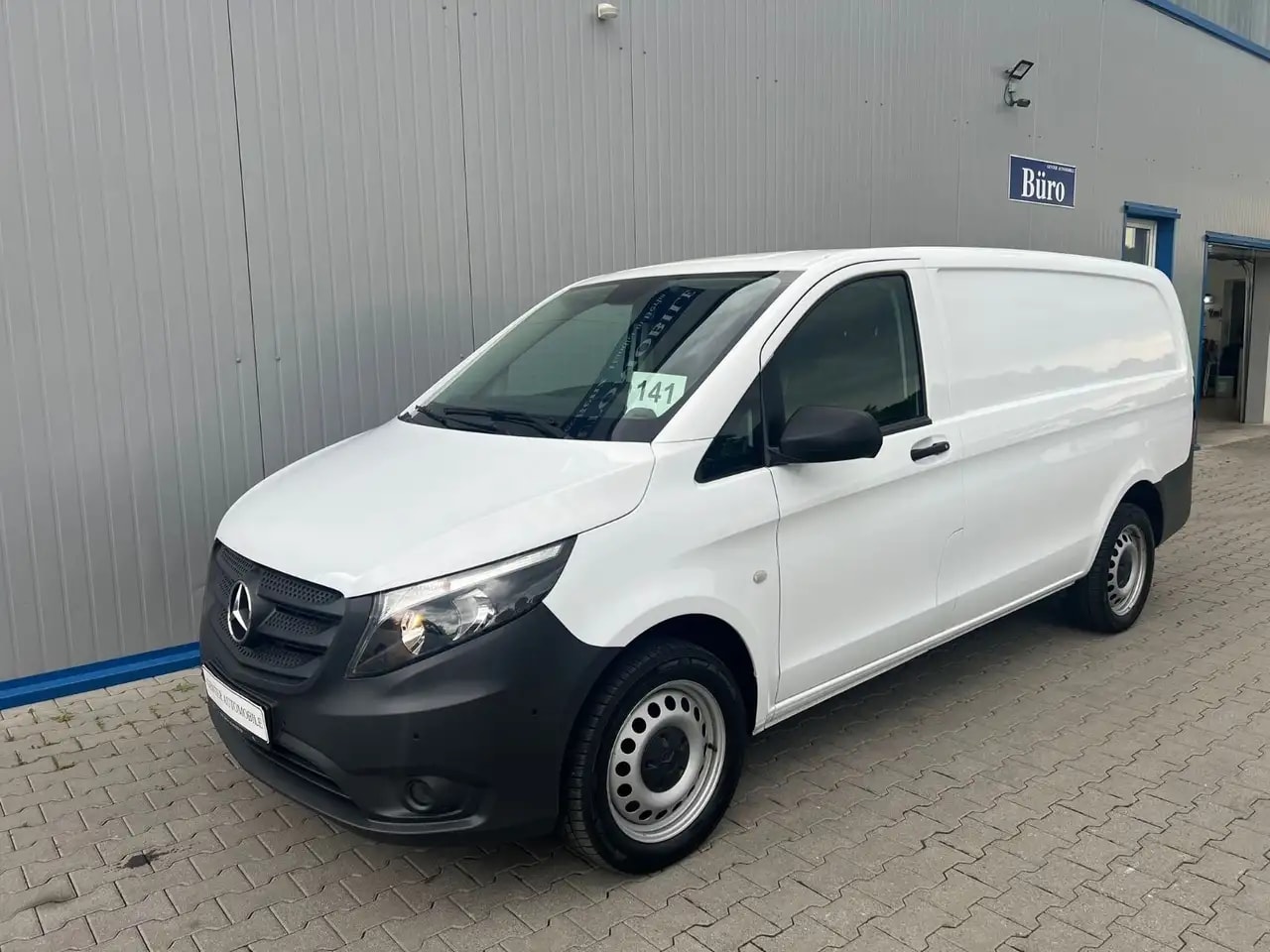 Mercedes-Benz Vito 114 LANG 9G-TR 4x4 ALLRAD KLIMA NAVI KAMERA