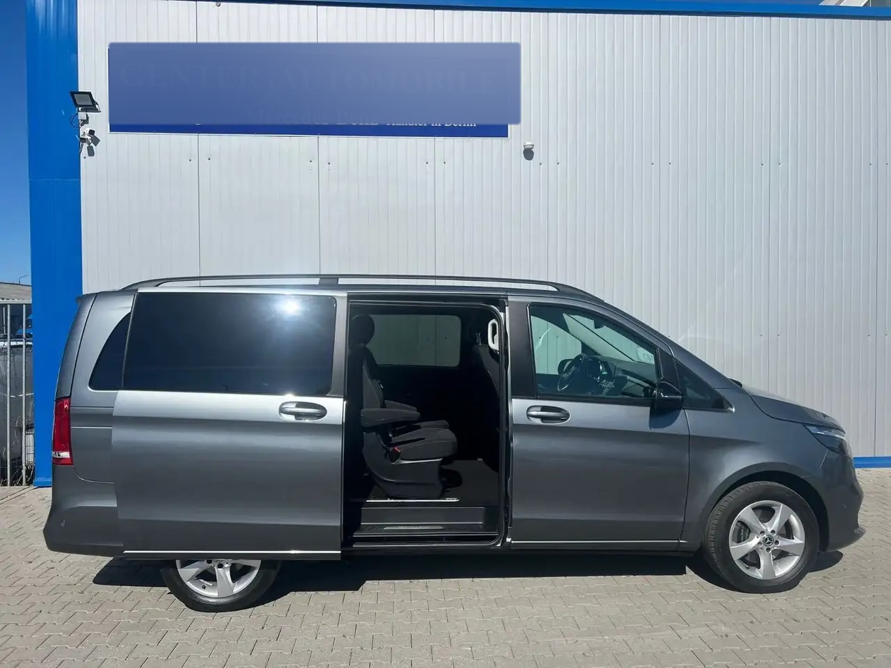 Mercedes-Benz V 300 LANG 4M WEBASTO NAVI MBUX KAMERA 7-SITZER 7