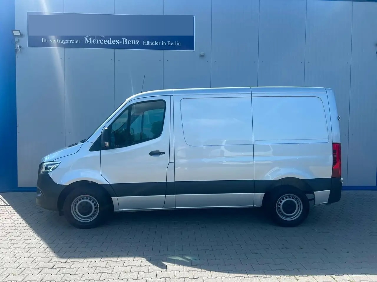 Mercedes-Benz Sprinter 314 AUTOMATIK NAVI TOTWINKEL KAMERA LED 4