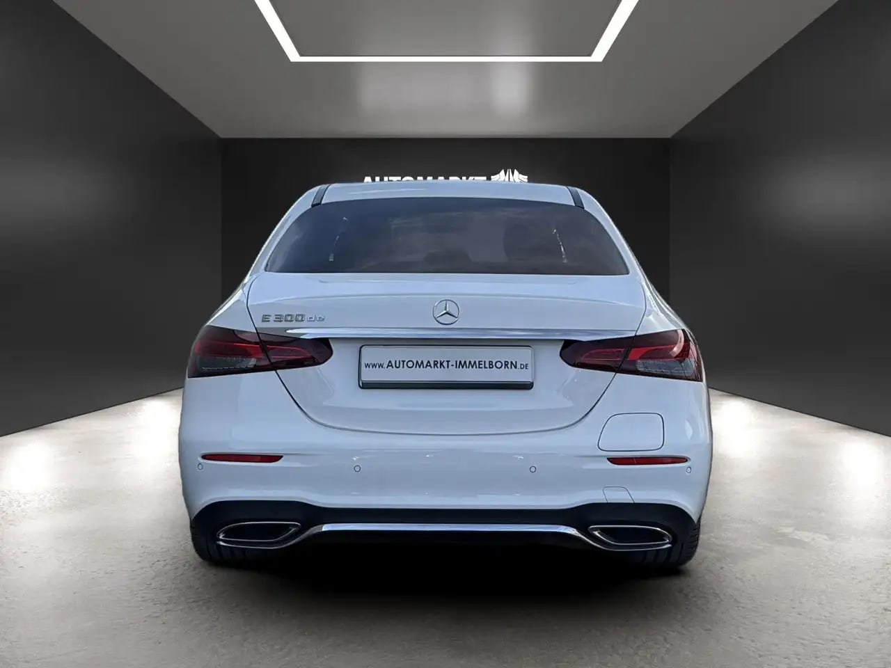 Mercedes-Benz E 300 de AMG 360*Sdach*Burmest*Distro*AHK*LED*18 10