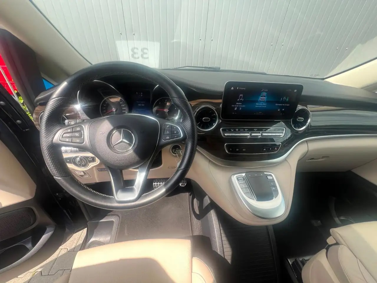 Mercedes-Benz V 300 d LANG MARCO POLO KÜCHE LEDER LED AIRMATIC 16