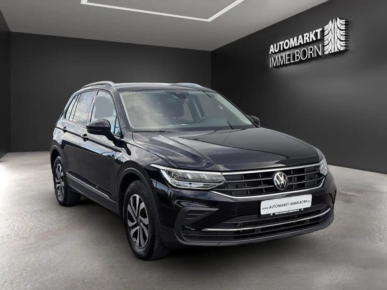 Volkswagen Tiguan Life AHK*Kamera*LED*Navi+*ACC*3Zonen*LM
