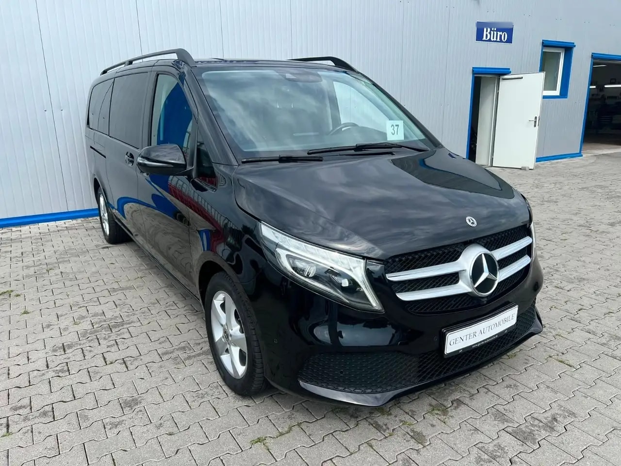 Mercedes-Benz V 220 EXTRALANG 9G WEBASTO LED 360° AHK 7-SITZER 2