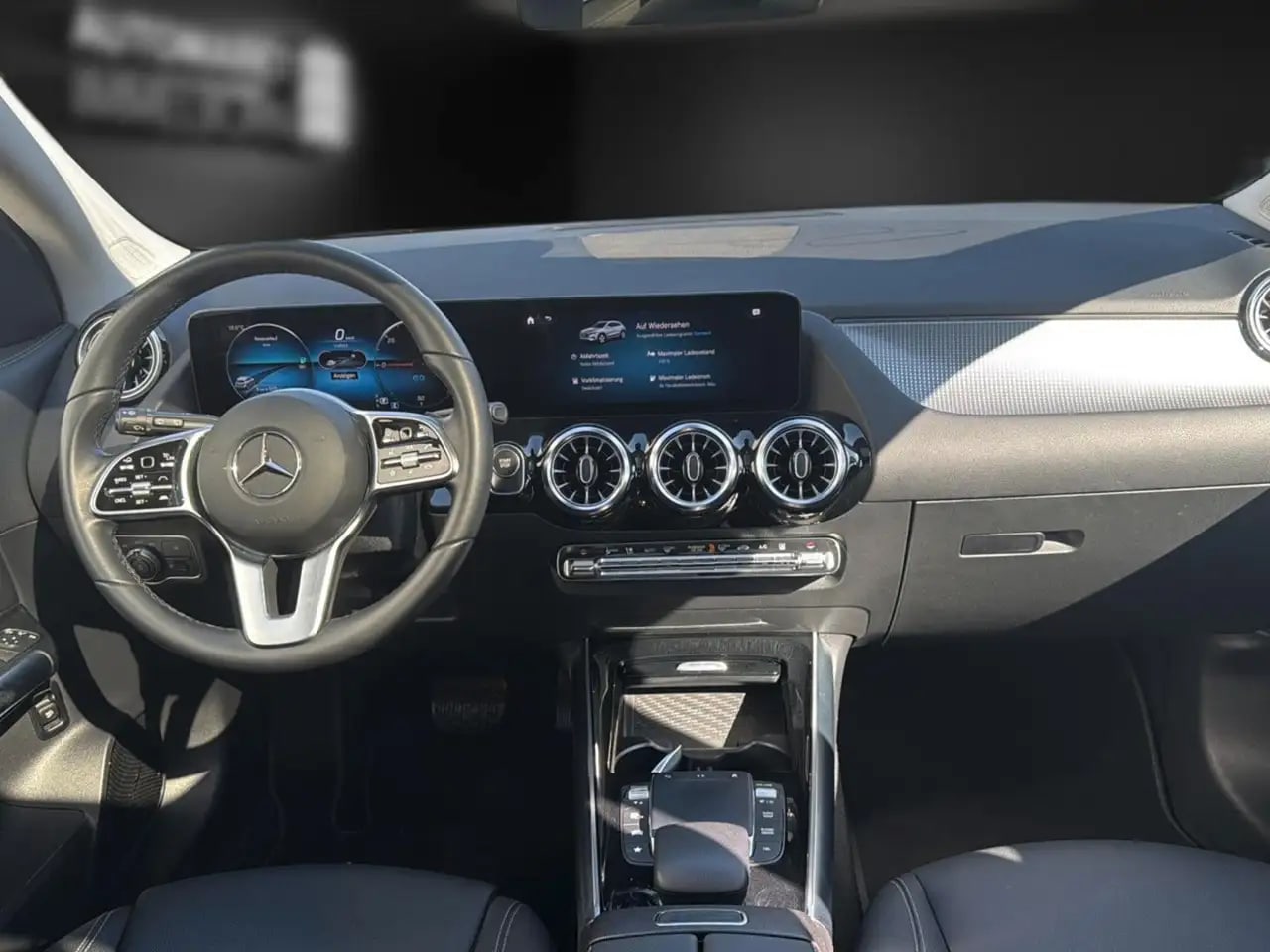 Mercedes-Benz EQA 300 Allrad MBUXDistro*Pano*Kamera*LED*SOH97% 11