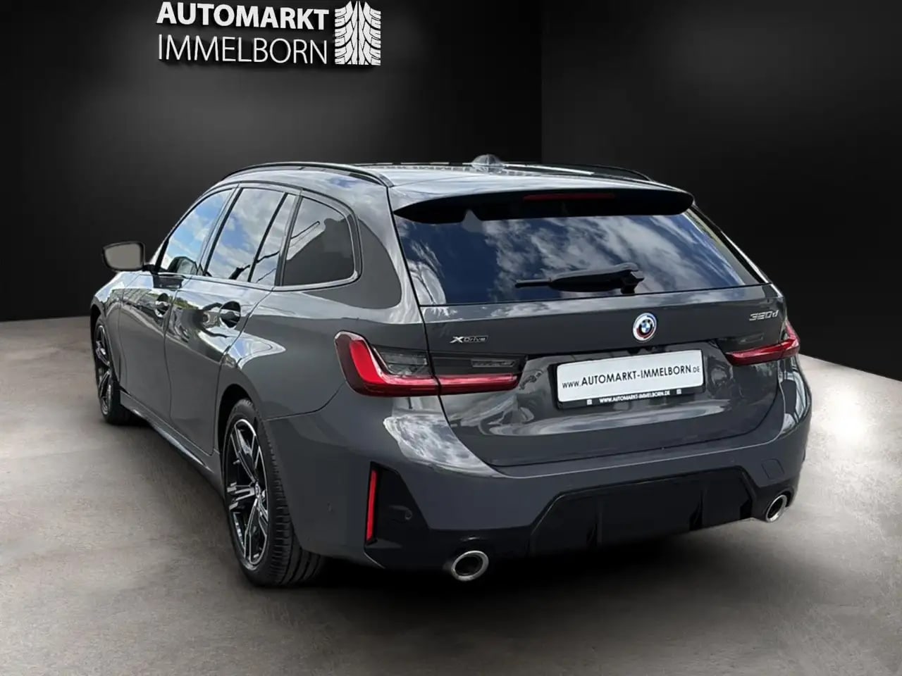 BMW 320 d xD M Sport Pano*HUD*LED*HiFi*Kamera*Memory 10
