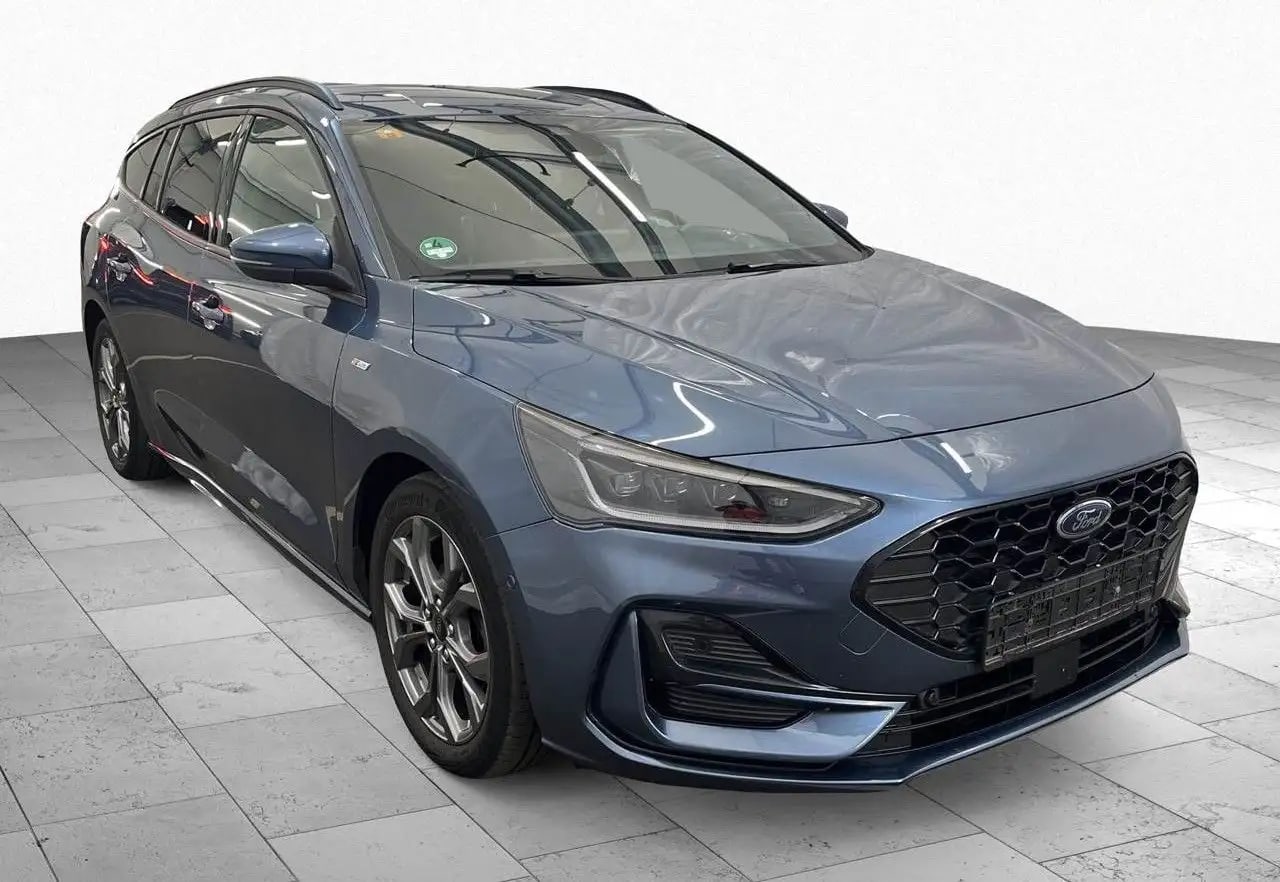Ford Focus ST-Line X AHK*Matrix*ACC*Kamera*Easy+Winte