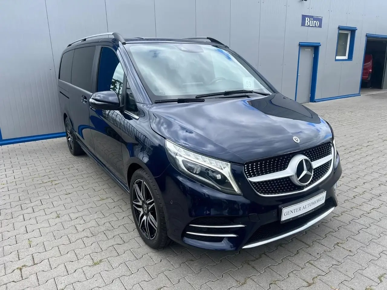 Mercedes-Benz V 300 LANG AMG WEBASTO LED AIRMATIC 3x EL. TÜREN 2