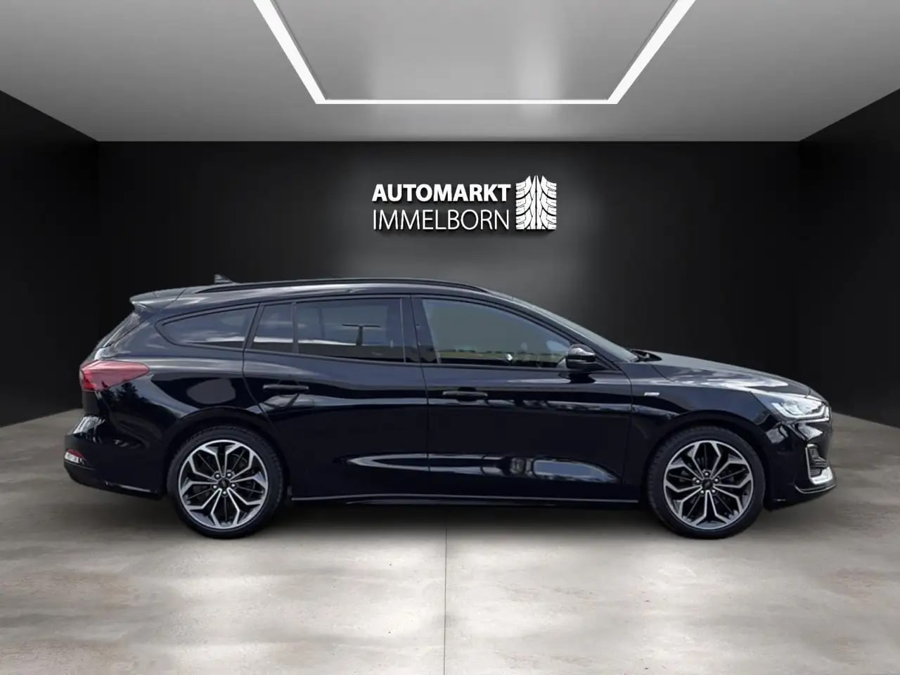 Ford Focus ST-Line Vignale18*AHK*Matrix*B&O*ACC*Leder 11