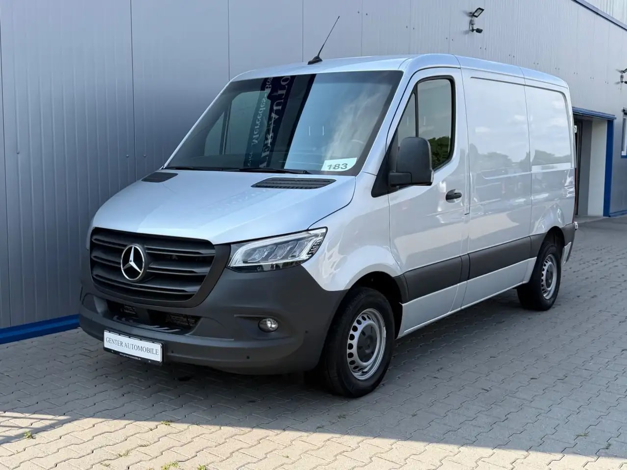 Mercedes-Benz Sprinter 314 AUTOMATIK NAVI TOTWINKEL KAMERA LED