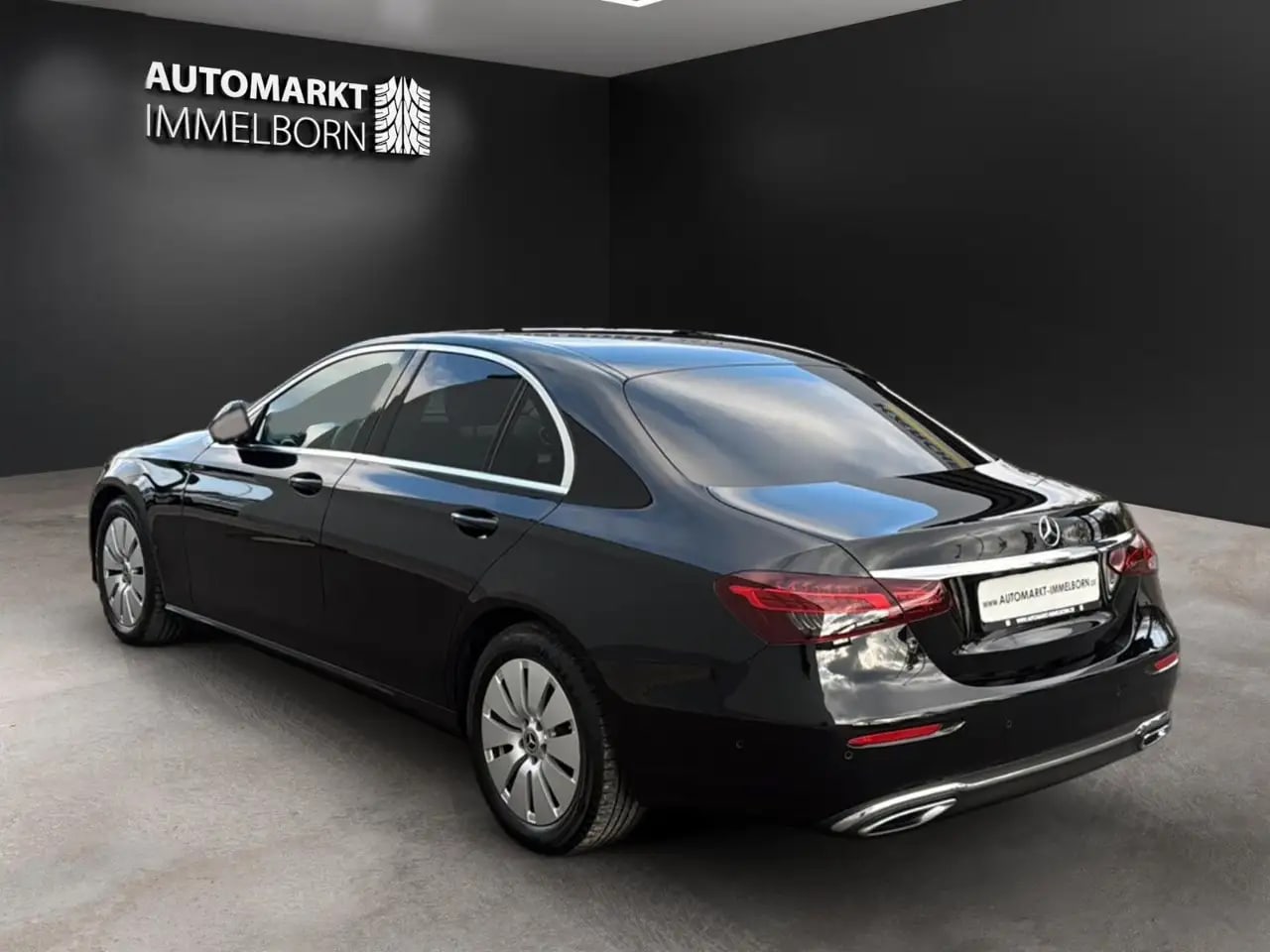 Mercedes-Benz E 200 d Automatik VollLeder*Kamera*Distro*LED*Na 6