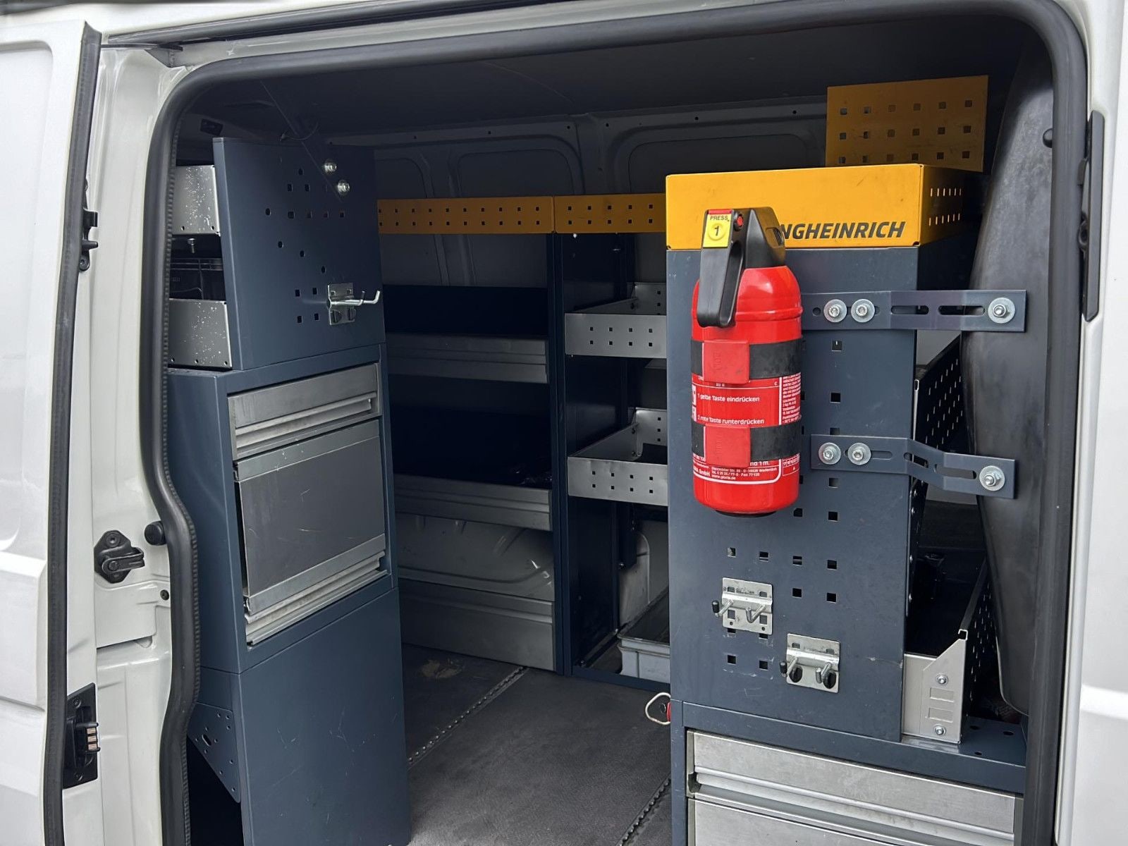 Volkswagen T6 2.0 TDI Standheizung+PDC+Werkstatt 9