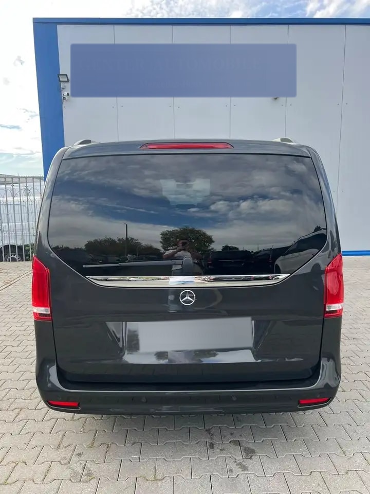 Mercedes-Benz V 300 LANG 4M AIRMATIC PANO WEBASTO EL.TÜREN AHK 9