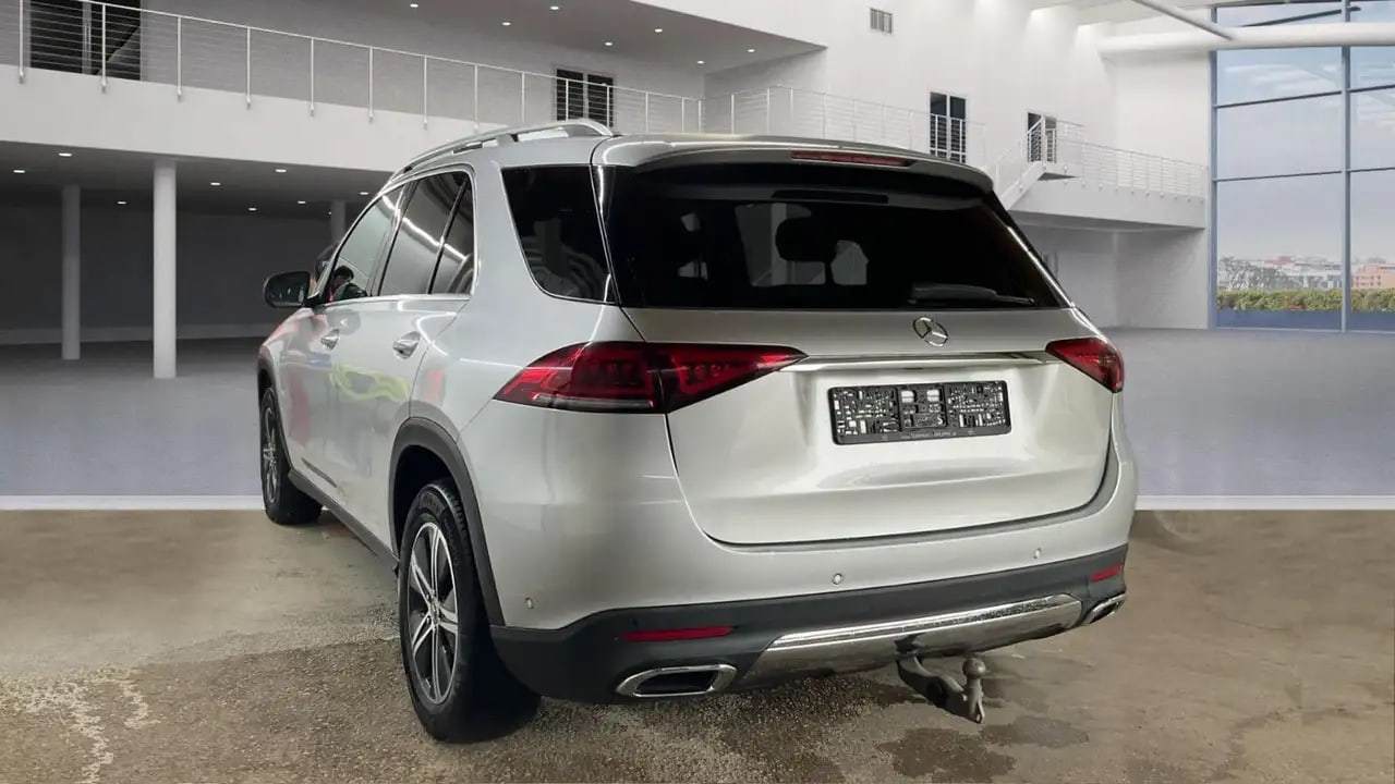 Mercedes-Benz GLE 300 d Exclusive Pano*Mubeam*Distro*Servoschl 3