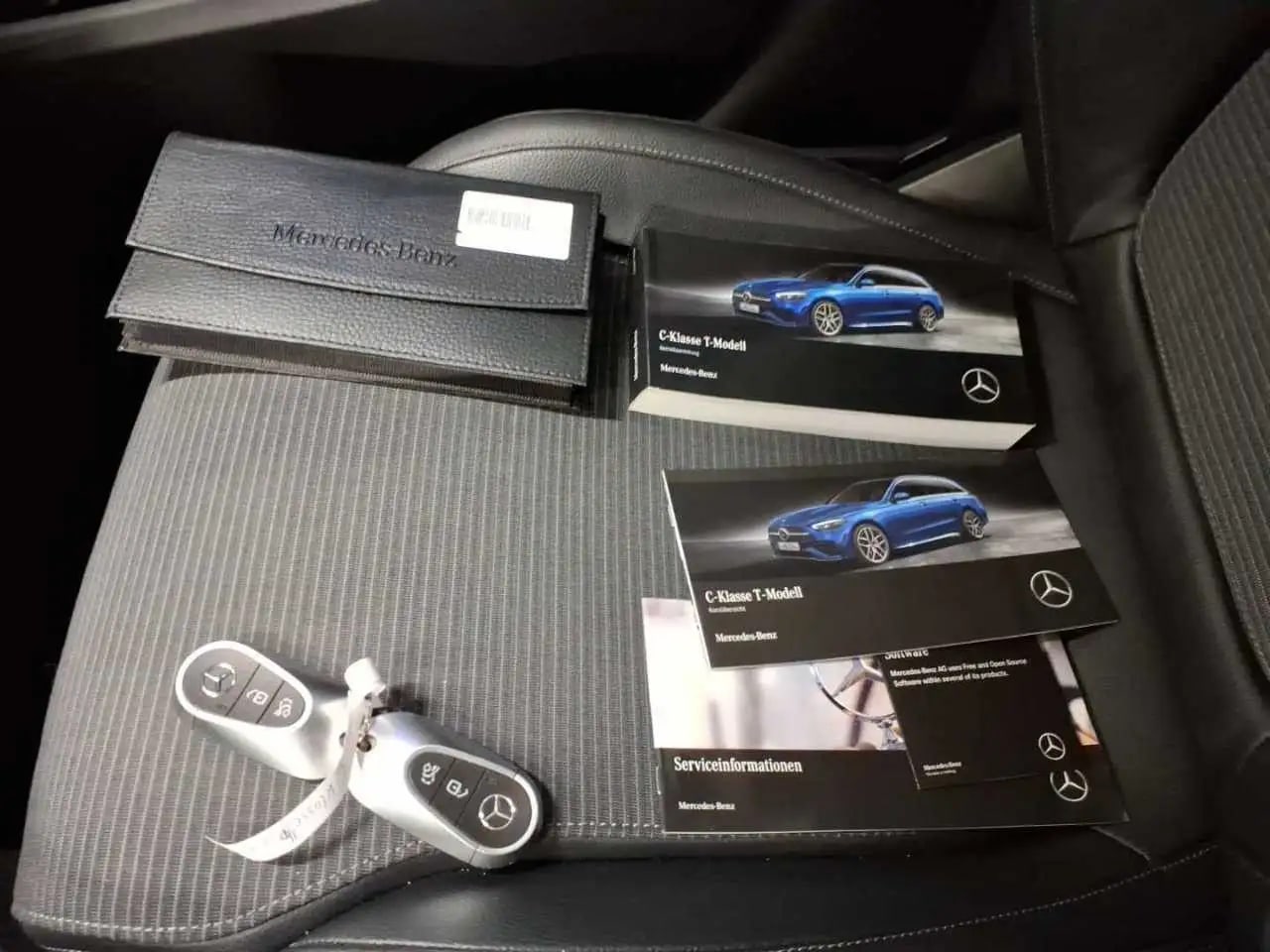 Mercedes-Benz C 220 d AHK*Kamera*Teilleder*NaviTouch*DAB*LM*1H 10