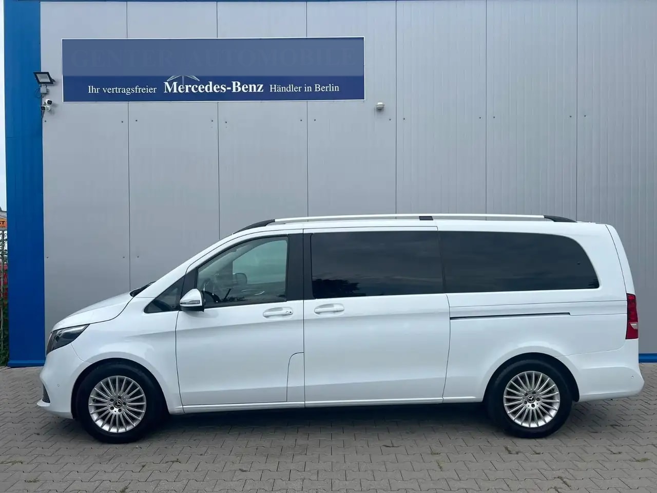 Mercedes-Benz V 220 EXTRALANG 9G NAVI KAMERA EL.TÜREN 7-SITZER 4