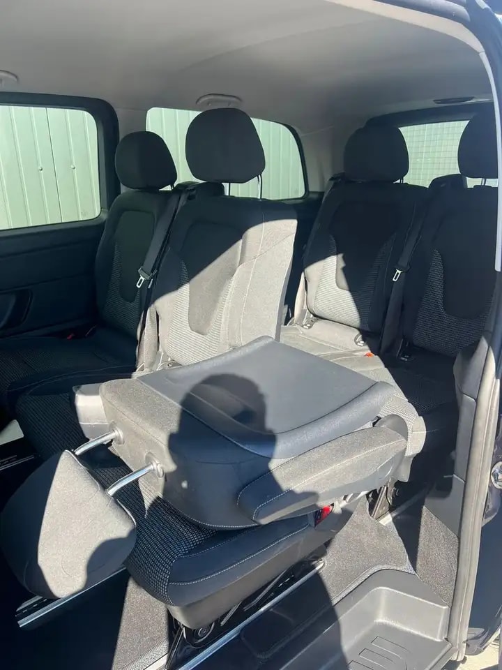 Mercedes-Benz V 220 LANG 9G RISE AERODYNAMIK NAVI MBUX 7-SITZE 14