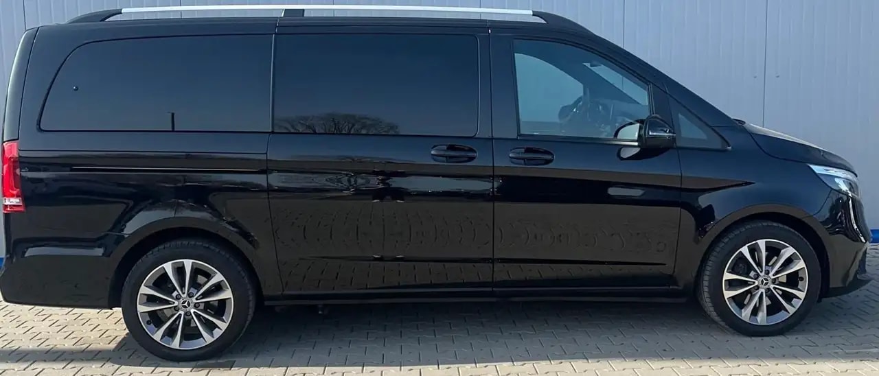 Mercedes-Benz V 300 d LANG LIEGEPAKET LEDER LED 360° KAMERA AHK 4