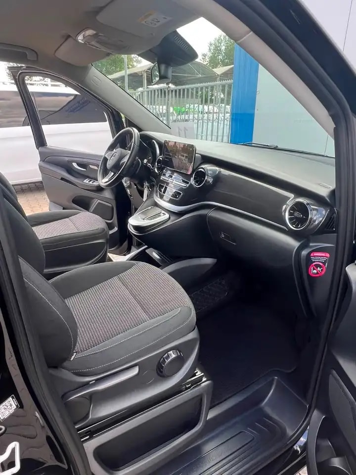 Mercedes-Benz V 220 LANG 9G-TR SPORTPAKET NAVI WEBASTO LED AHK 17