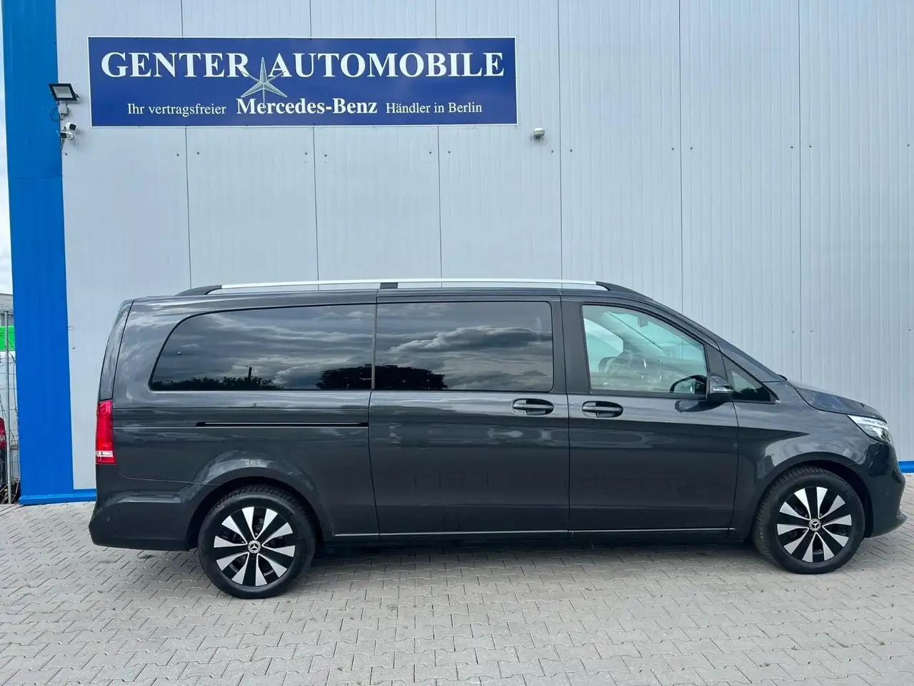Mercedes-Benz V 250 EXTRALANG 9G EL. TÜR AHK LED 7-SITZ KAMERA 4