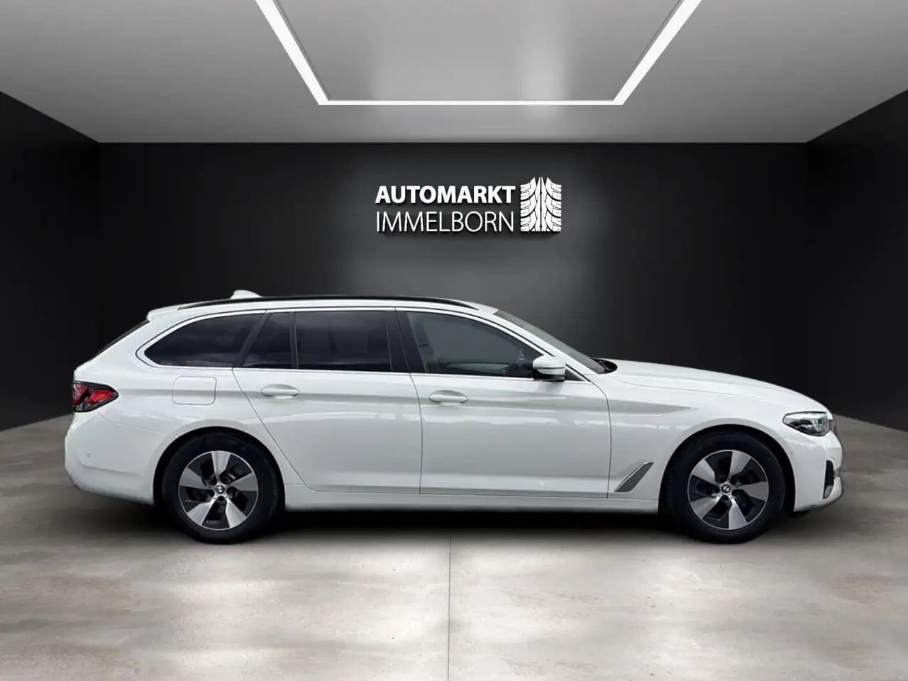 BMW 520 d ALLRAD LEDER*ALARM*Memory*LED*Sportlenkrad 7