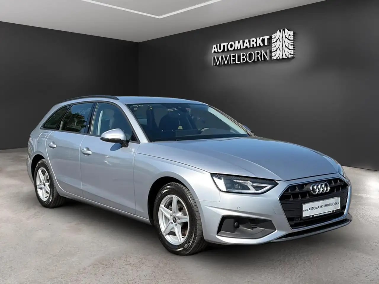 Audi A4 30 AHK*Kamera*LED*Spur*ACC*LM*Stadt+Tour
