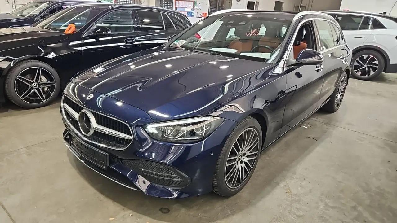 Mercedes-Benz C 300 d 18*Kamera*2FarbigLeder*Distro*STHZG*LED* 2