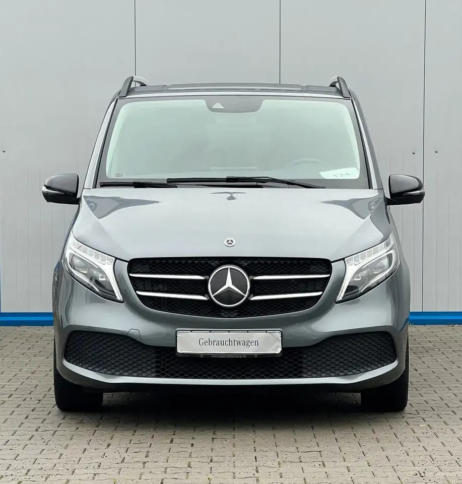 Mercedes-Benz V 300 V300d LANG SPORTPAKET LEDER LED STANDHEIZUNG AHK 2
